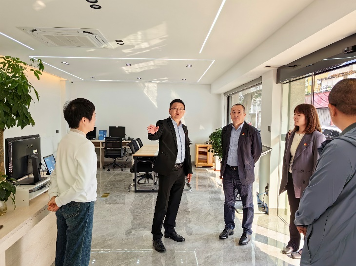 1701137114175911.png 1701137114175911.png