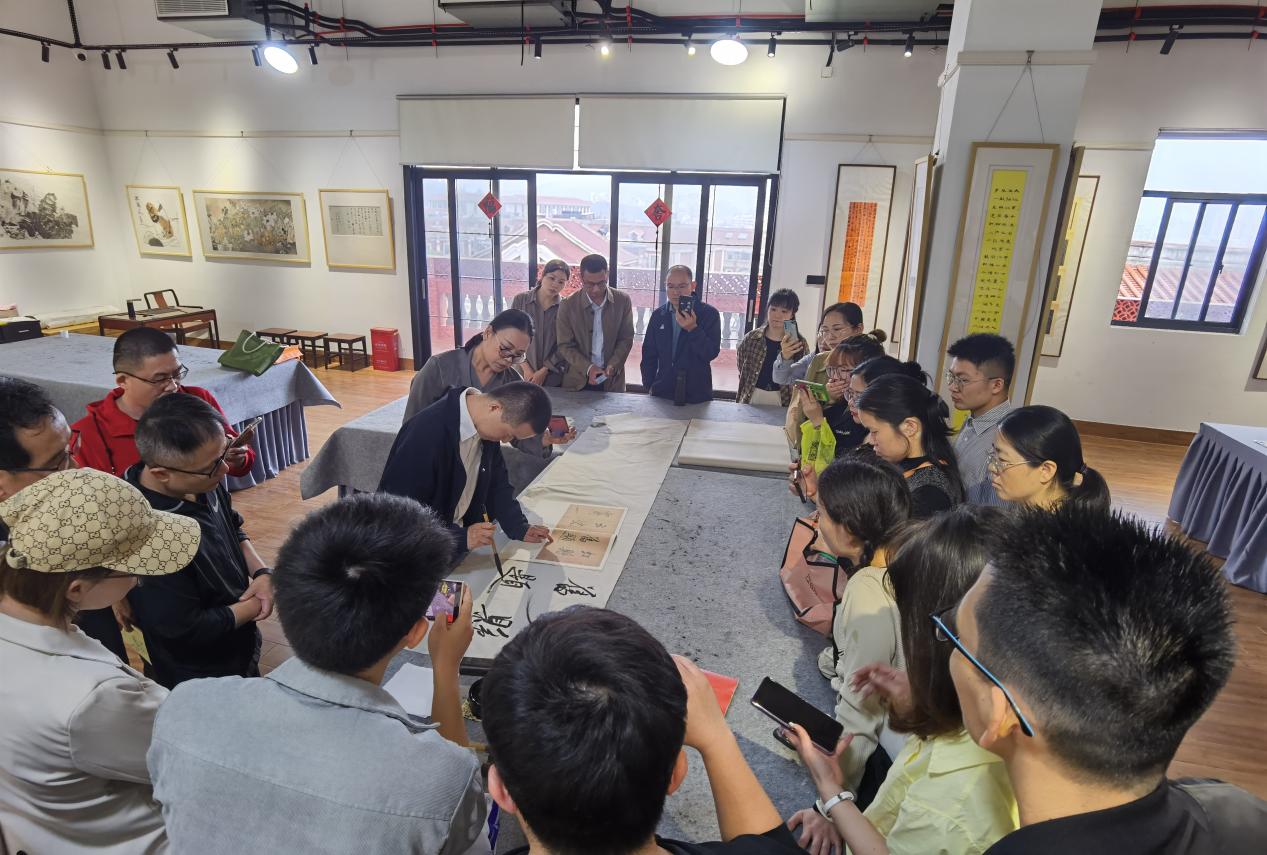 1714293238118179.jpg 图片2.jpg