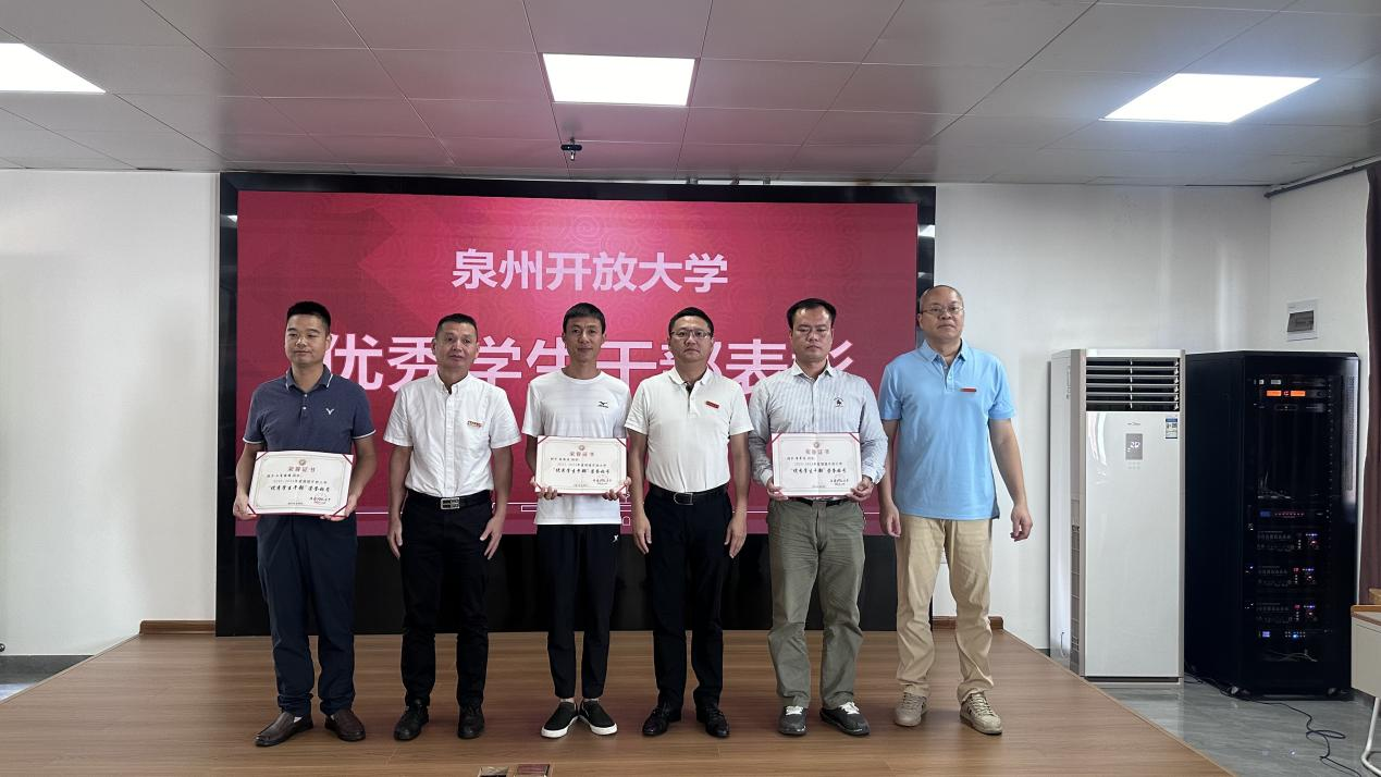 1728894755508156.png 65655656.png