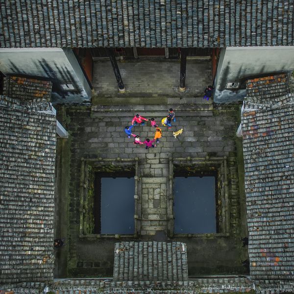 蔡朝阳《千古第一村的魅力》—上邦国际摄影俱乐部联赛一等奖